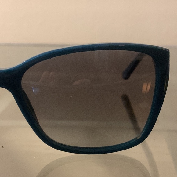 Versace sunglasses - Picture 7 of 9